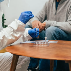 الأشعة والتحاليل الطبية في المنزل